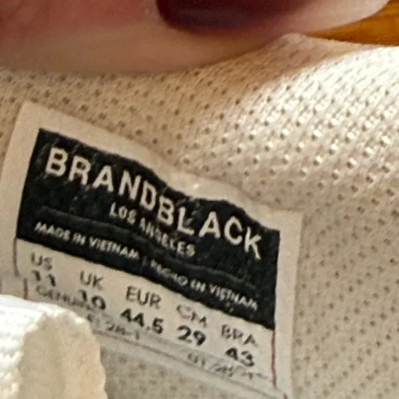 BrandBlack LA Men’s Saga Trainers Sneakers Vibram Line New Size 11